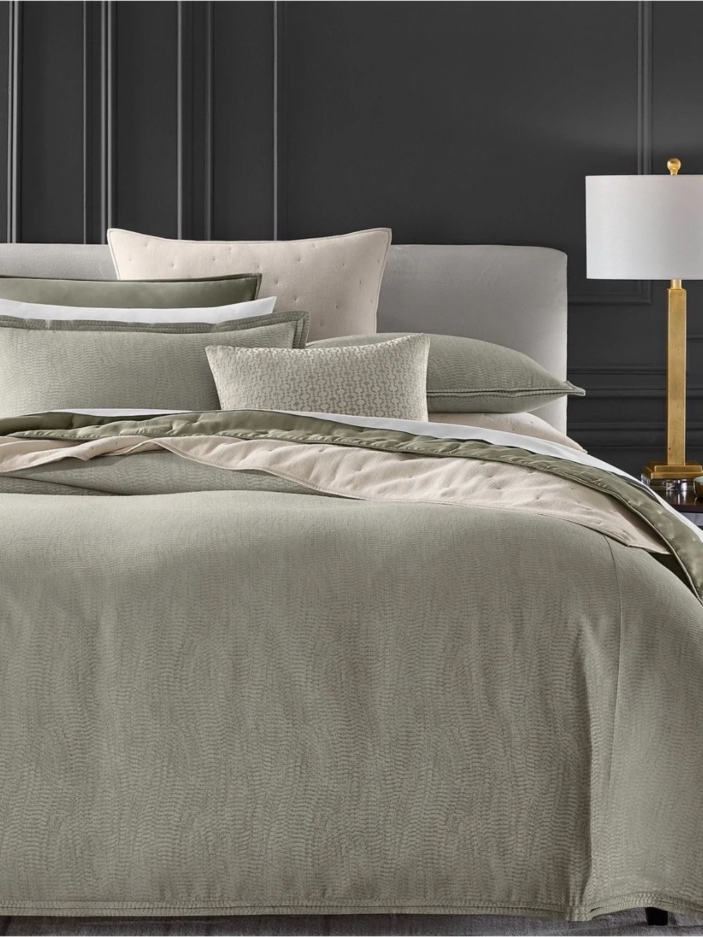 Hotel Collection soft gray